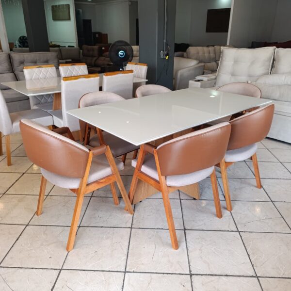 MESA LAQUEADA COM VIDRO 1.60 x 90